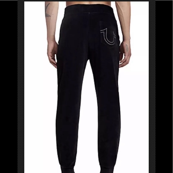 True Religion velour Sweatsuit 100% Authentic 🔥🔥 - Picture 7 of 8